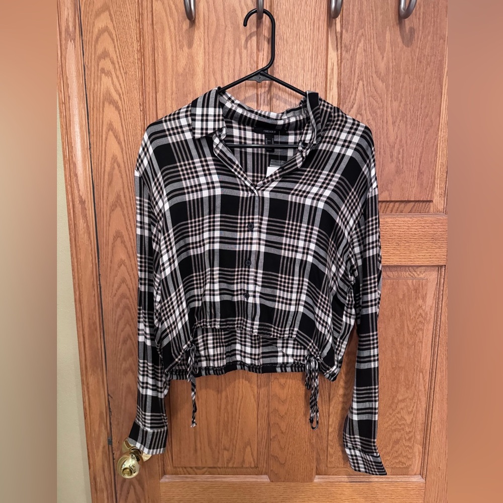 Forever 21 Black and White Plaid Button Down Shirt
